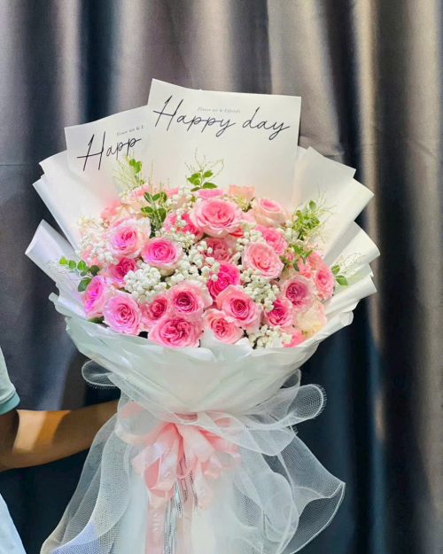 Bó hoa hồng đỏ hình trái tim mẫu độc đáo 515