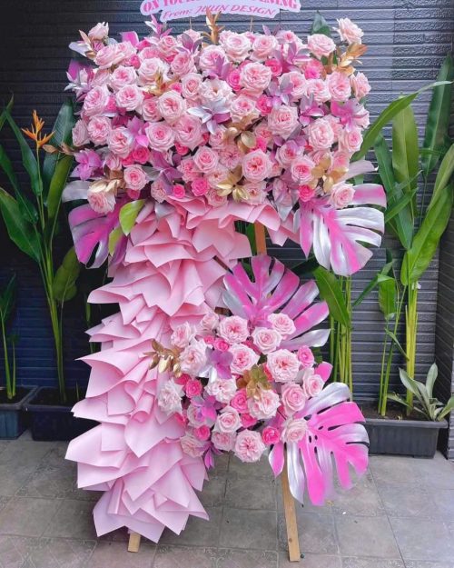Kệ hoa tươi khai trương phối hoa hồng sang trọng mẫu 408